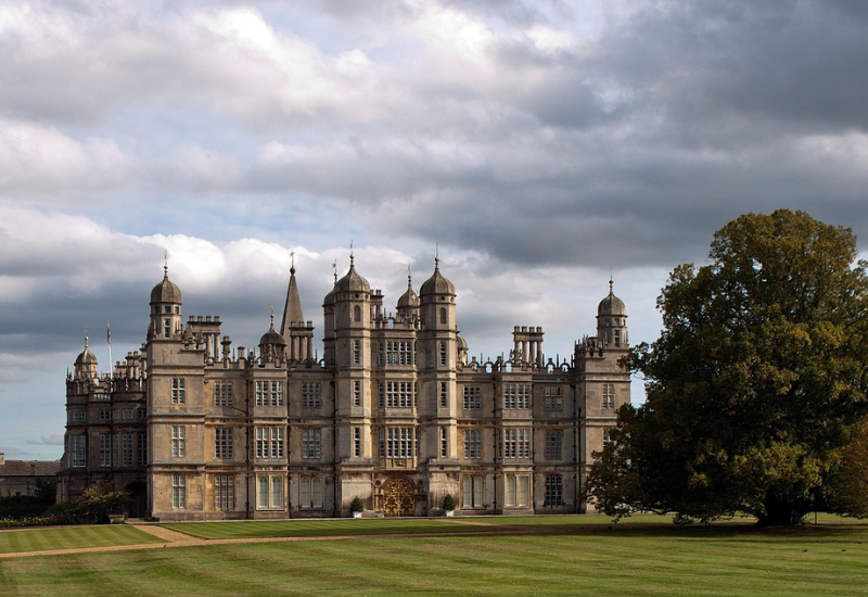 Burghley House & Stamford Luxury Day Trip by British Pullman