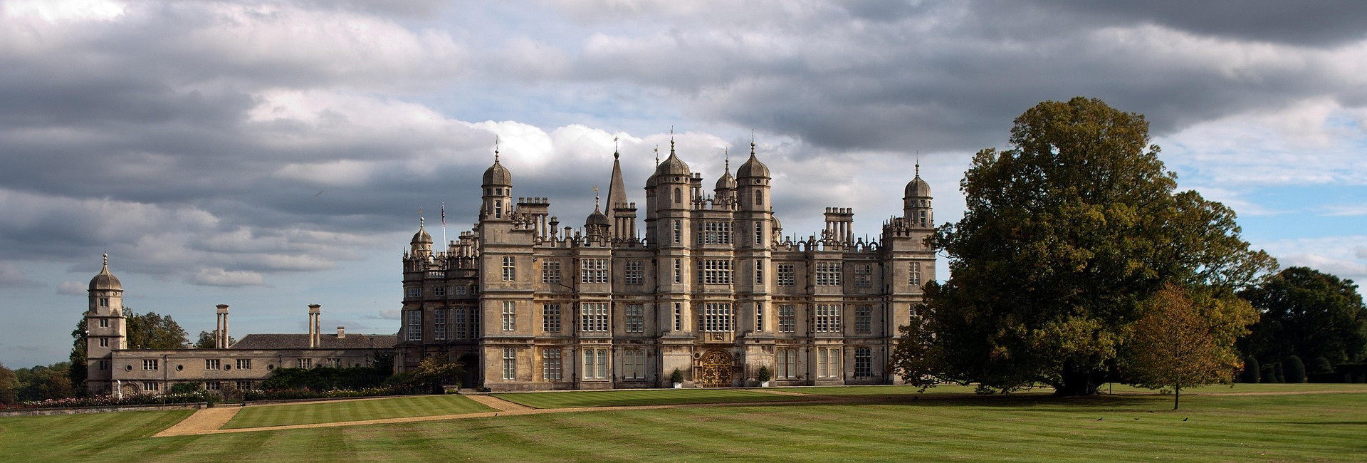 Burghley House & Stamford Luxury Day Trip by British Pullman
