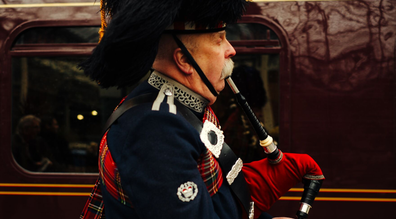Bagpiper